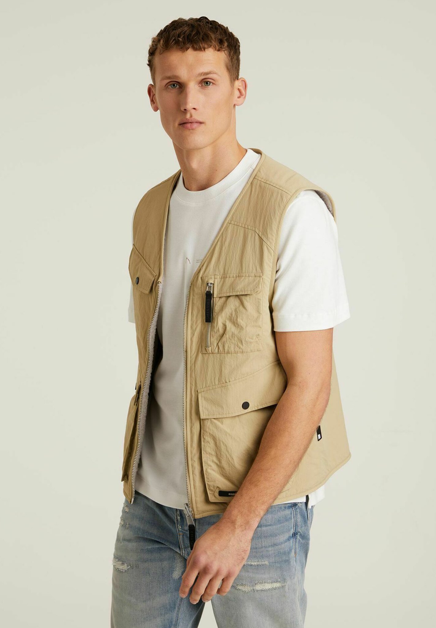 beige-vest-613tej-1.jpg