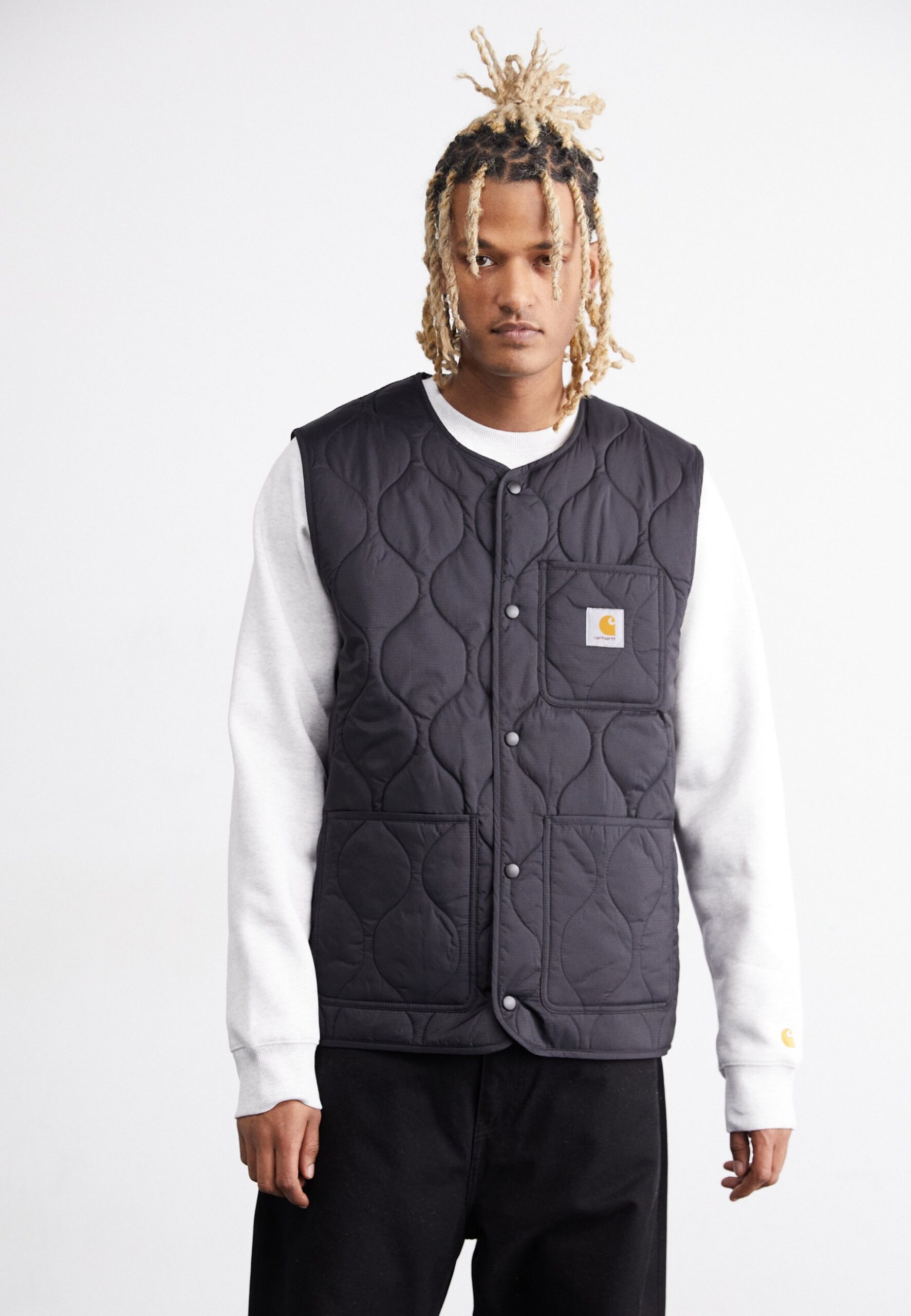 carhartt-bodywarmer-978cmr-1.jpg